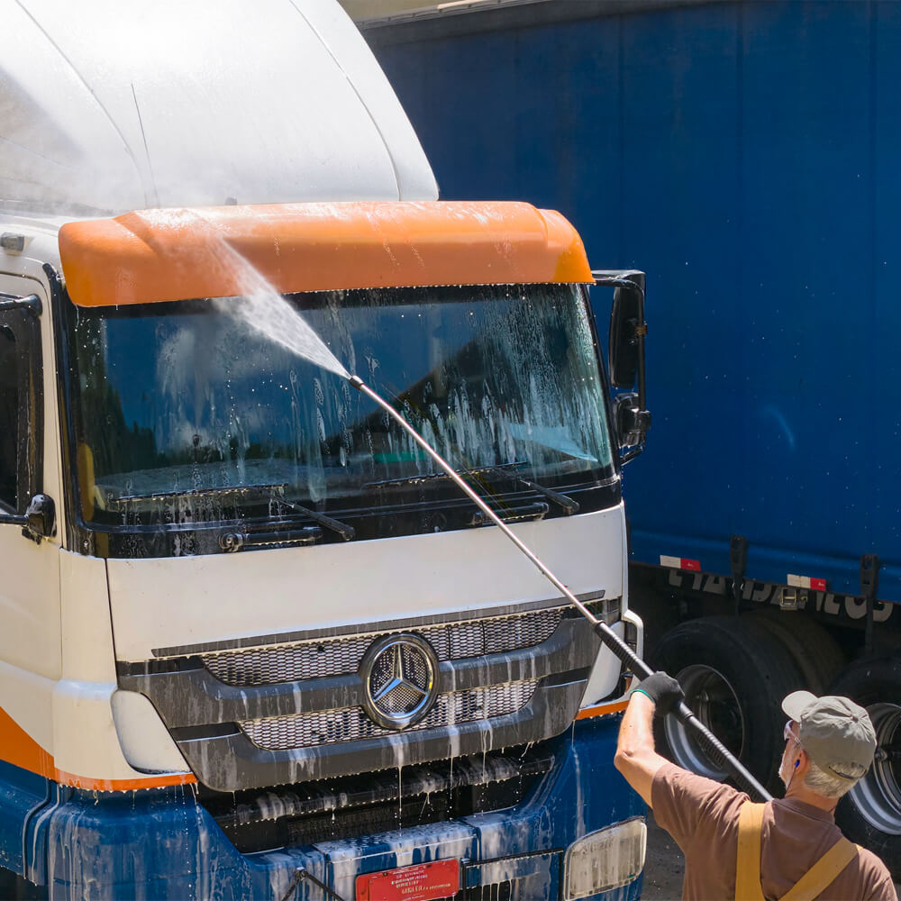 Kärcher Lavadora de Alta Pressão com Água Quente HDS 7-16 C (220V)