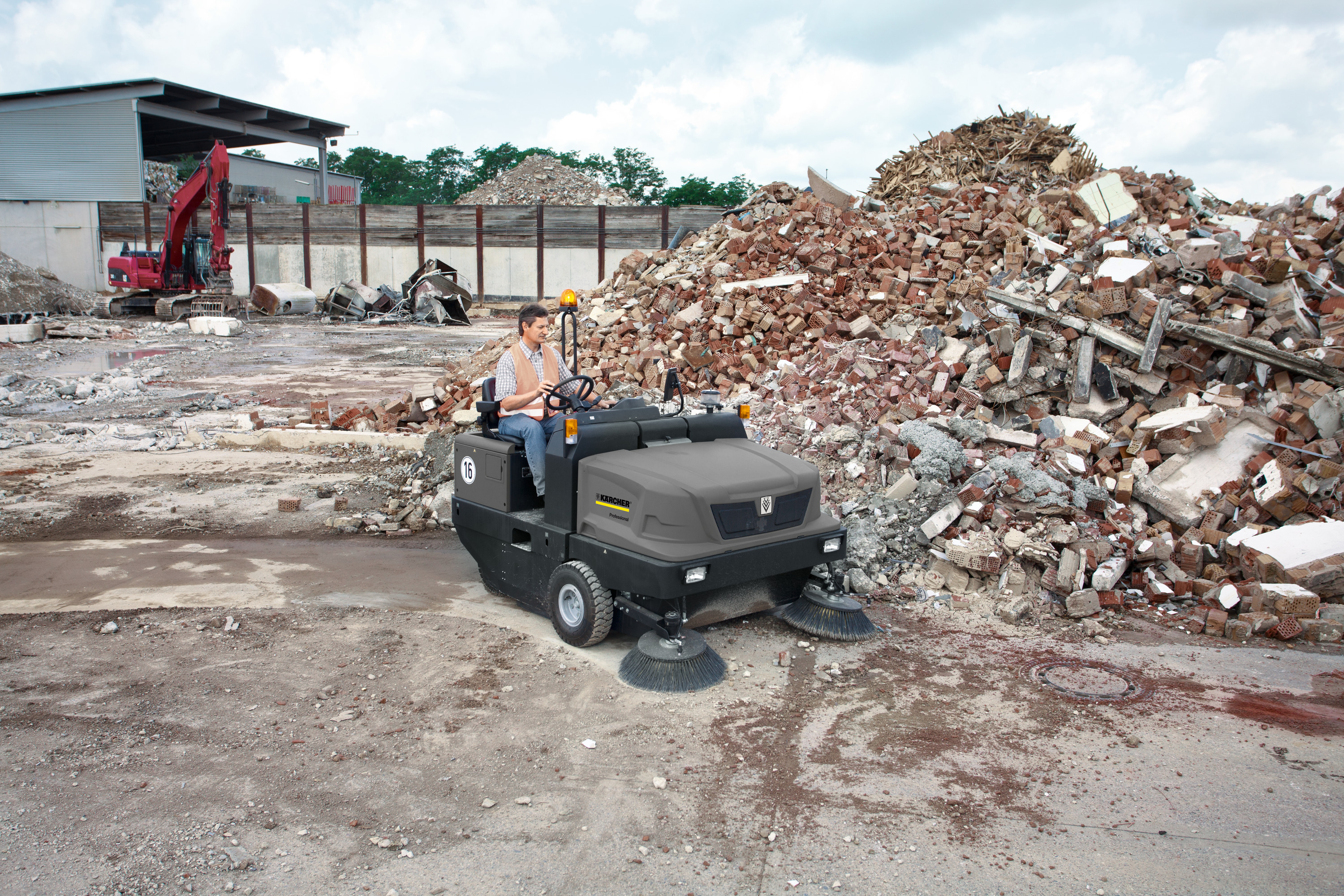 Kärcher Varredeira com Aspiração KM 170/600 R Diesel