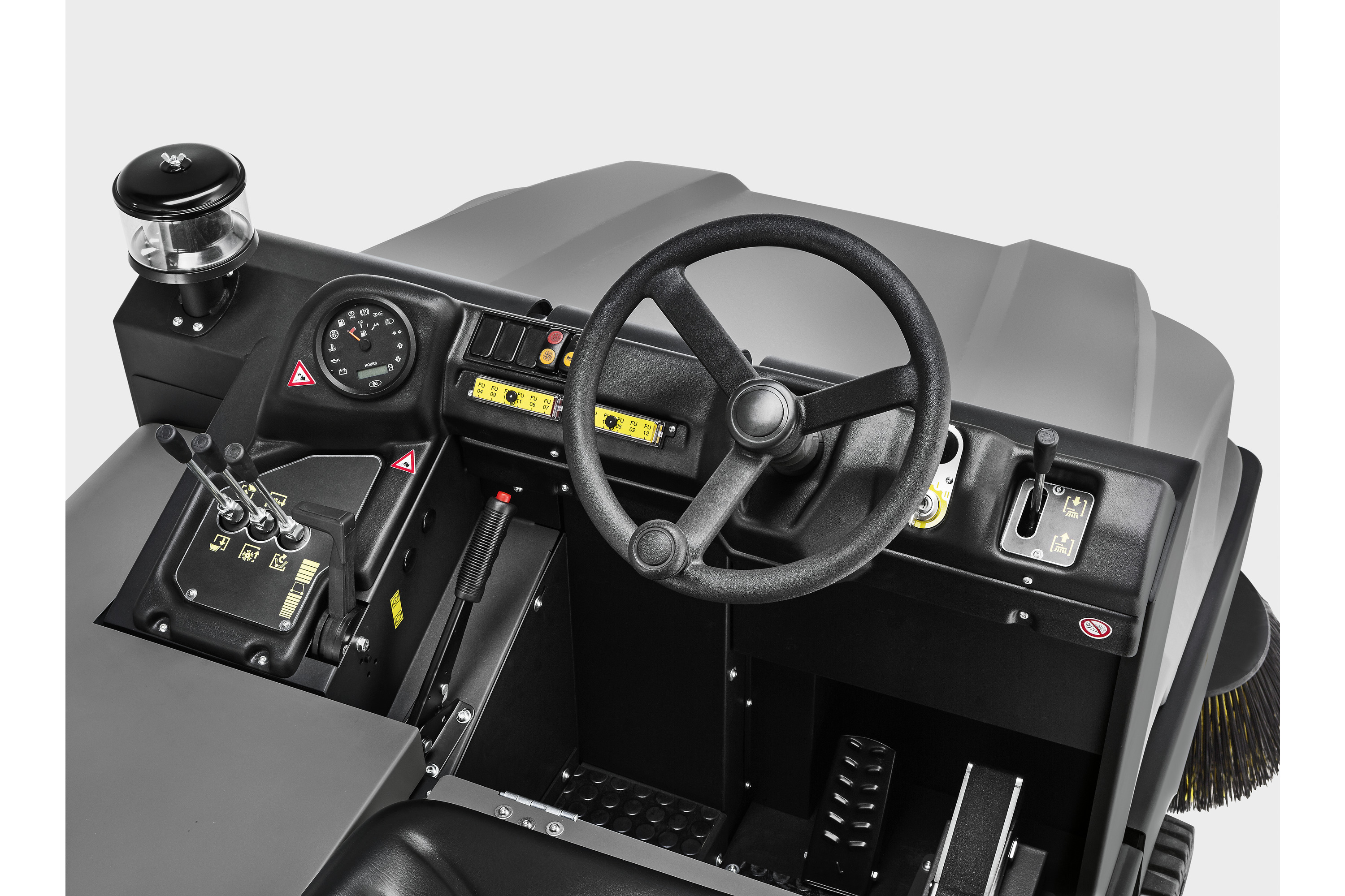 Kärcher Varredeira com Aspiração KM 130/300 R Diesel